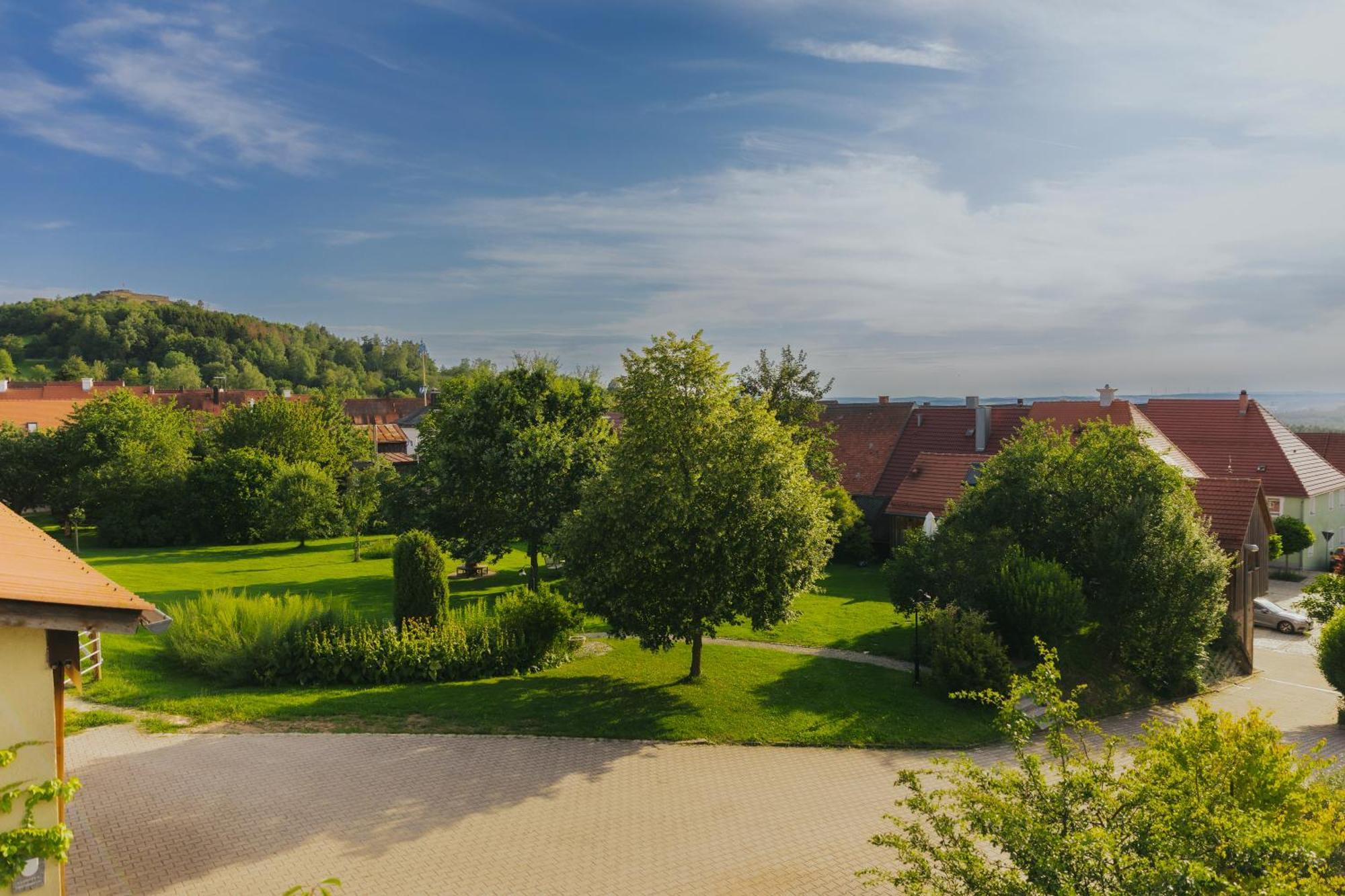 Landgasthof Zum Hirschen Kemnath Exterior photo